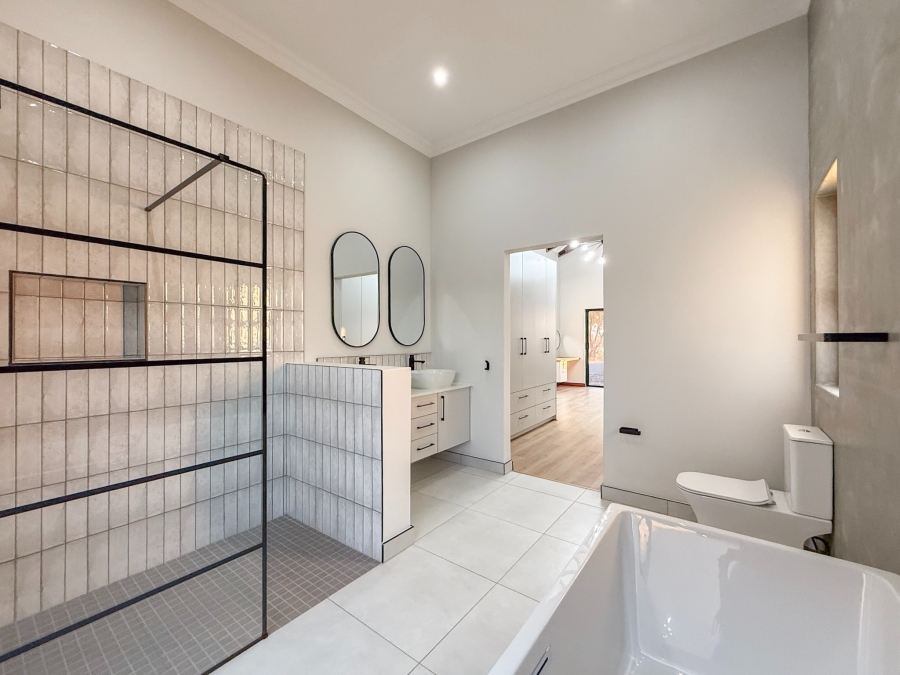 4 Bedroom Property for Sale in Landsmeer Residential Estate North West